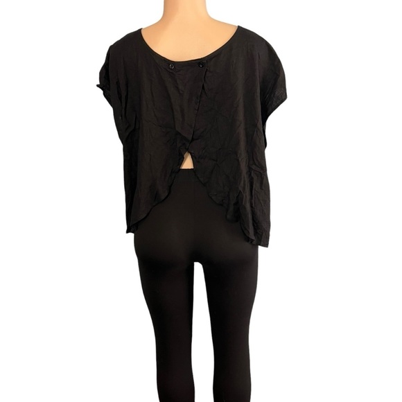 3/$30 🍂 Torrid Linen Cross Back Crop Top Black - Picture 6 of 9